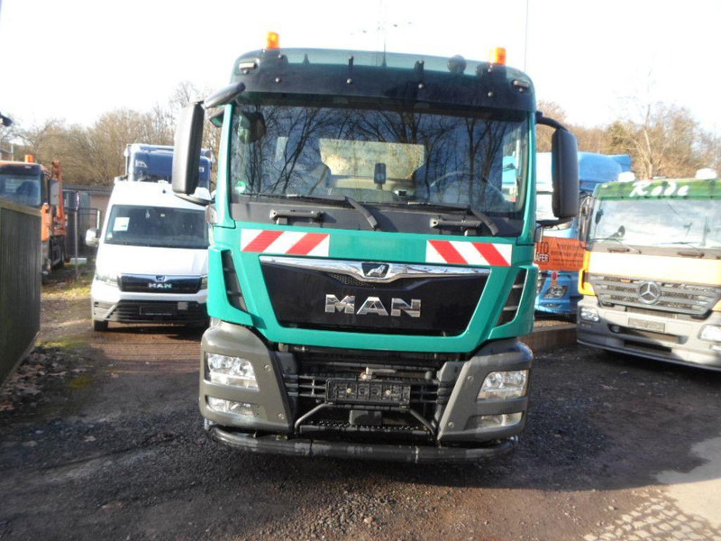MAN TGS 26.420 Absetzkipper - Skip loader truck: picture 2 MAN TGS 26.420 Absetzkipper - Skip loader truck: picture 2
