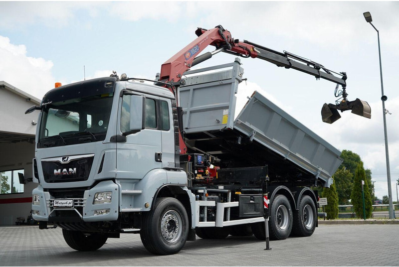 MAN TGS 33.360 / WYWROTKA + HDS - Tipper, Crane truck: picture 1 MAN TGS 33.360 / WYWROTKA + HDS - Tipper, Crane truck: picture 1