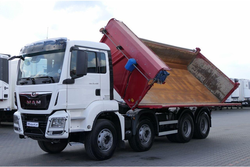 Tipper MAN TGS 35.460: picture 9