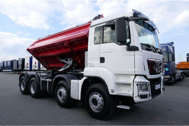 Tipper MAN TGS 35.460: picture 15