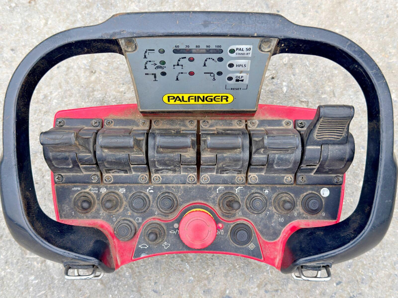 Leasing of MAN TGX 26.440 * PK 41002-EH + FUNK + Anhänger*TOP MAN TGX 26.440 * PK 41002-EH + FUNK + Anhänger*TOP: picture 13 Leasing of MAN TGX 26.440 * PK 41002-EH + FUNK + Anhänger*TOP MAN TGX 26.440 * PK 41002-EH + FUNK + Anhänger*TOP: picture 13