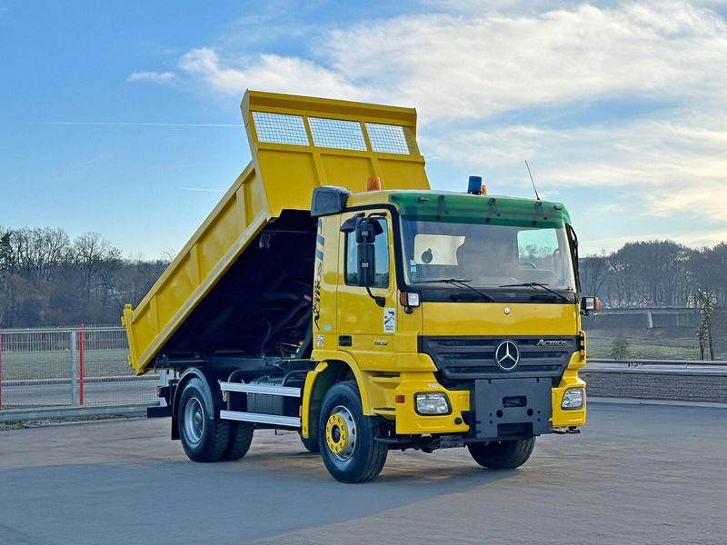 Mercedes-Benz ACTROS 1832 - Tipper: picture 1 Mercedes-Benz ACTROS 1832 - Tipper: picture 1
