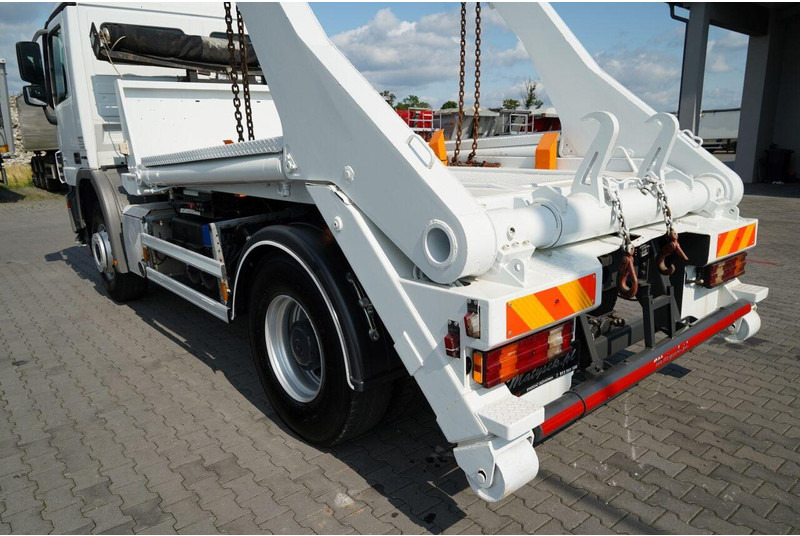 Skip loader truck Mercedes-Benz ACTROS  1836 / 4X2 / BRAMOWIEC / PALFINGER M12T / EURO 6 / SPROW: picture 11