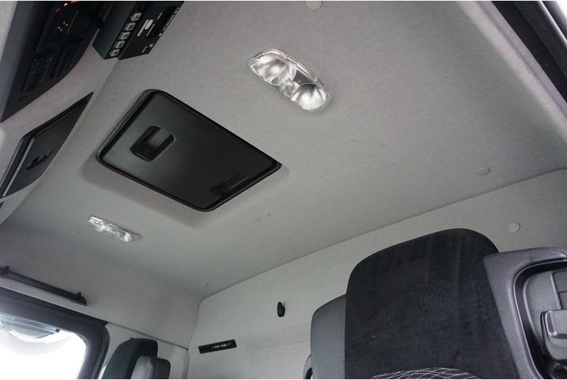 Refrigerator truck Mercedes-Benz ANTOS / 1830 / EURO 6 / CHŁODNIA + WINDA / 18 PALET: picture 17