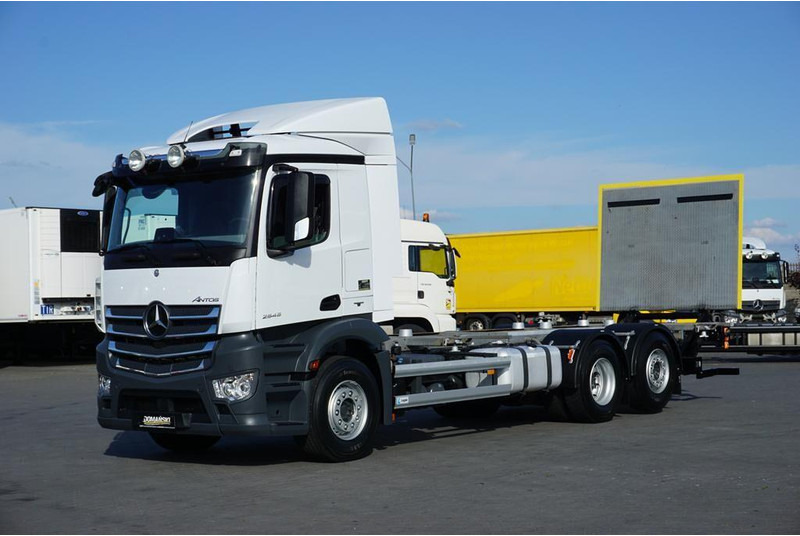 Mercedes-Benz ANTOS / 2545 / ACC / E 6 / BDF + WINDA / 7.15 , 7.45, 7.82 M / O - Cab chassis truck: picture 2 Mercedes-Benz ANTOS / 2545 / ACC / E 6 / BDF + WINDA / 7.15 , 7.45, 7.82 M / O - Cab chassis truck: picture 2