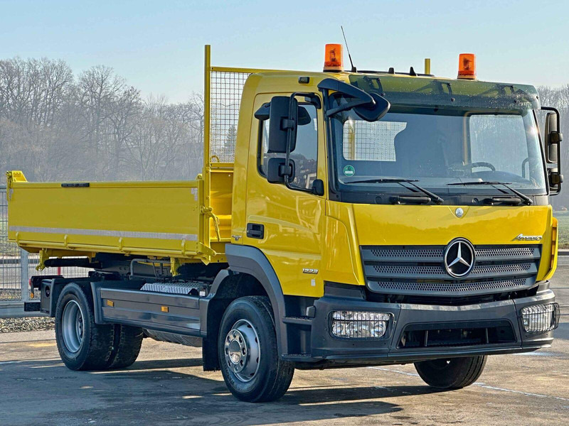 Mercedes-Benz ATEGO 1223 - Tipper: picture 4 Mercedes-Benz ATEGO 1223 - Tipper: picture 4