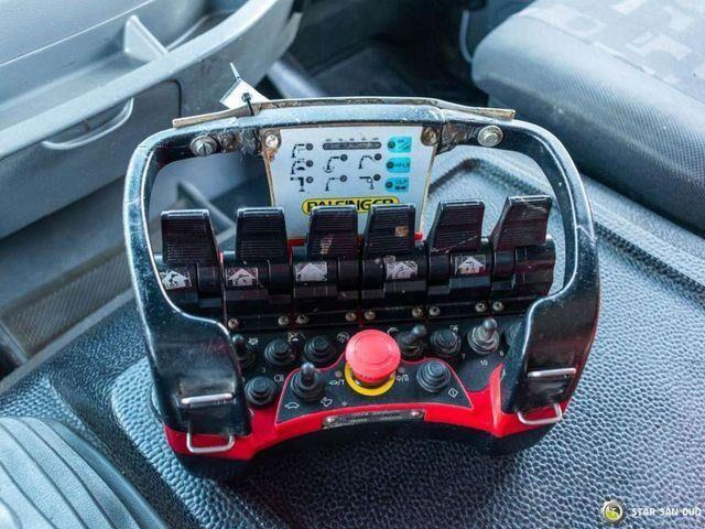 Leasing of Mercedes-Benz AXOR 1829 4x4 Palfinger PK 29002 Crane Winch Mercedes-Benz AXOR 1829 4x4 Palfinger PK 29002 Crane Winch: picture 15