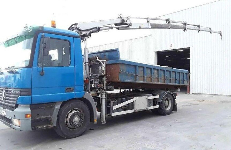 Mercedes-Benz Actros 1835 - Dropside/ Flatbed truck, Crane truck: picture 1 Mercedes-Benz Actros 1835 - Dropside/ Flatbed truck, Crane truck: picture 1