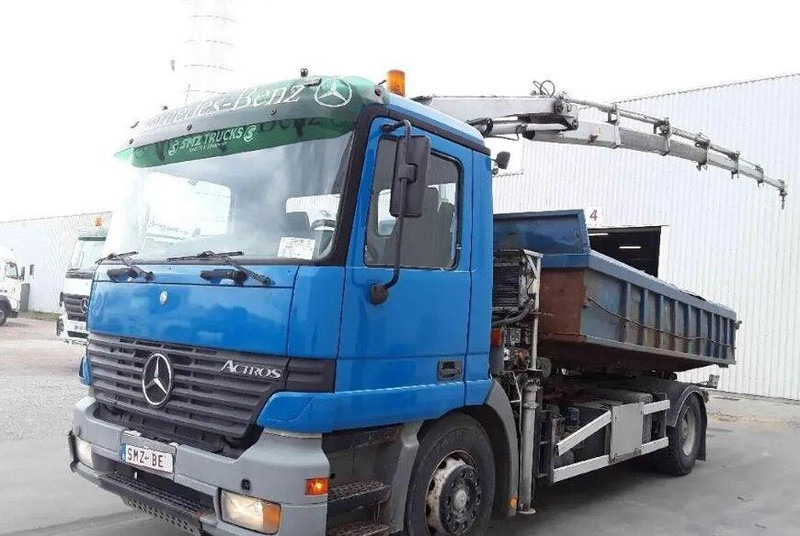 Mercedes-Benz Actros 1835 - Dropside/ Flatbed truck, Crane truck: picture 5 Mercedes-Benz Actros 1835 - Dropside/ Flatbed truck, Crane truck: picture 5
