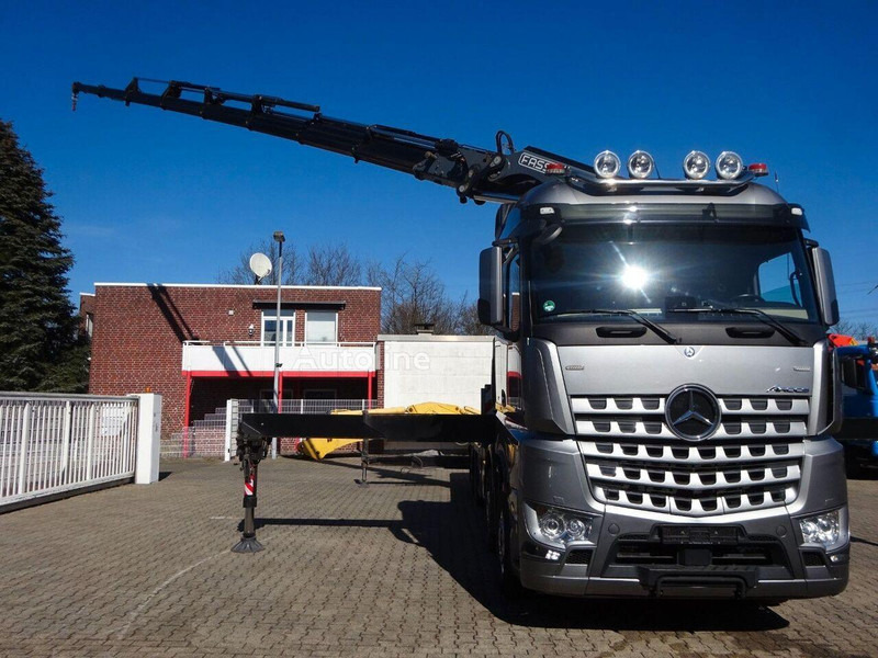 Mercedes-Benz Arocs 3453 8x2 Open Flatbed + Crane Fassi F820 - Dropside/ Flatbed truck, Crane truck: picture 4 Mercedes-Benz Arocs 3453 8x2 Open Flatbed + Crane Fassi F820 - Dropside/ Flatbed truck, Crane truck: picture 4