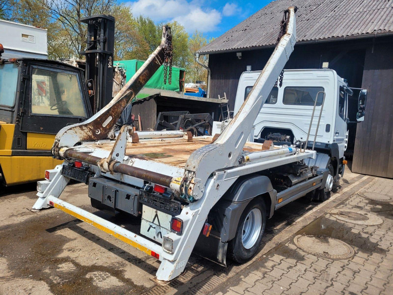 Mercedes-Benz Atego 818 Skip loader - Skip loader truck: picture 3 Mercedes-Benz Atego 818 Skip loader - Skip loader truck: picture 3