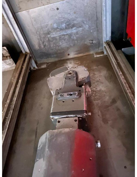 Vacuum truck Mercedes-Benz Sprinter 413: picture 13