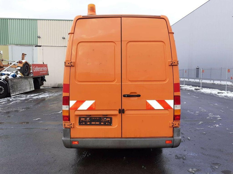 Vacuum truck Mercedes-Benz Sprinter 413: picture 7