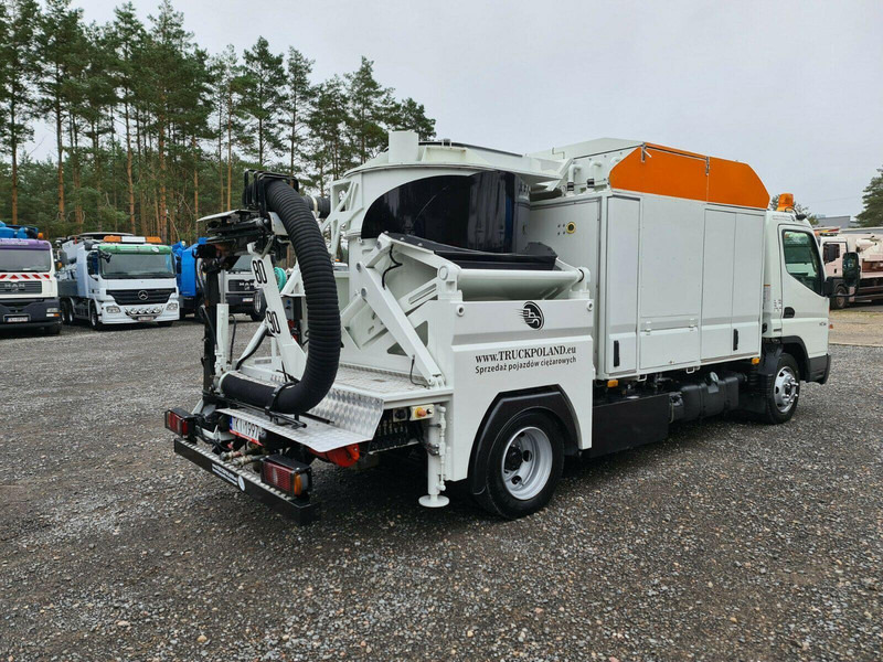 Mitsubishi CANTER Szippantóskocsi - Vacuum truck: picture 5 Mitsubishi CANTER Szippantóskocsi - Vacuum truck: picture 5