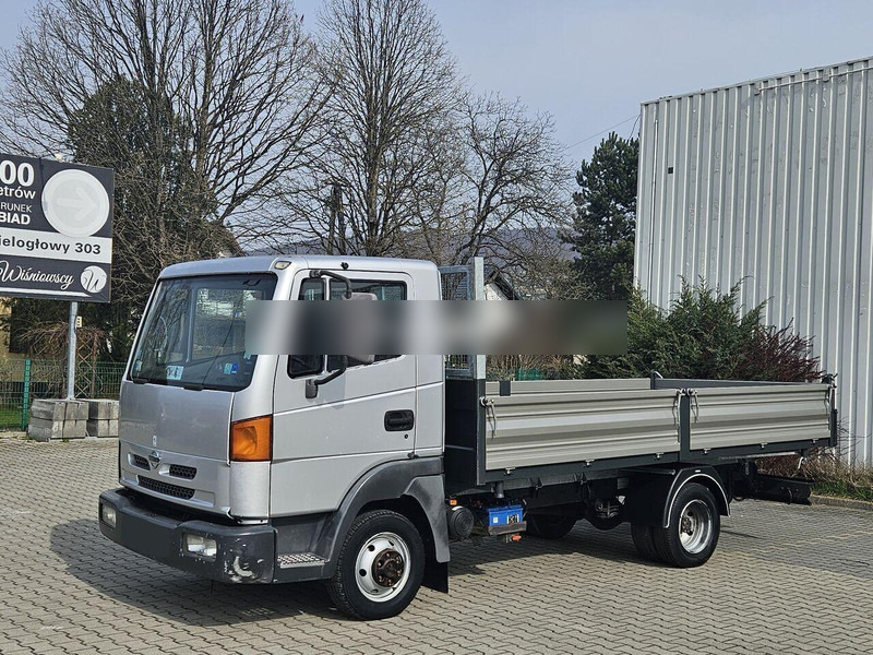 Nissan Atleon 35.110 3 way tipper - Tipper van: picture 1 Nissan Atleon 35.110 3 way tipper - Tipper van: picture 1