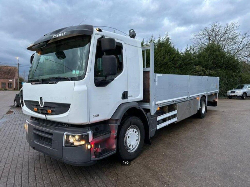 Renault D 19.310 - Dropside/ Flatbed truck: picture 1 Renault D 19.310 - Dropside/ Flatbed truck: picture 1