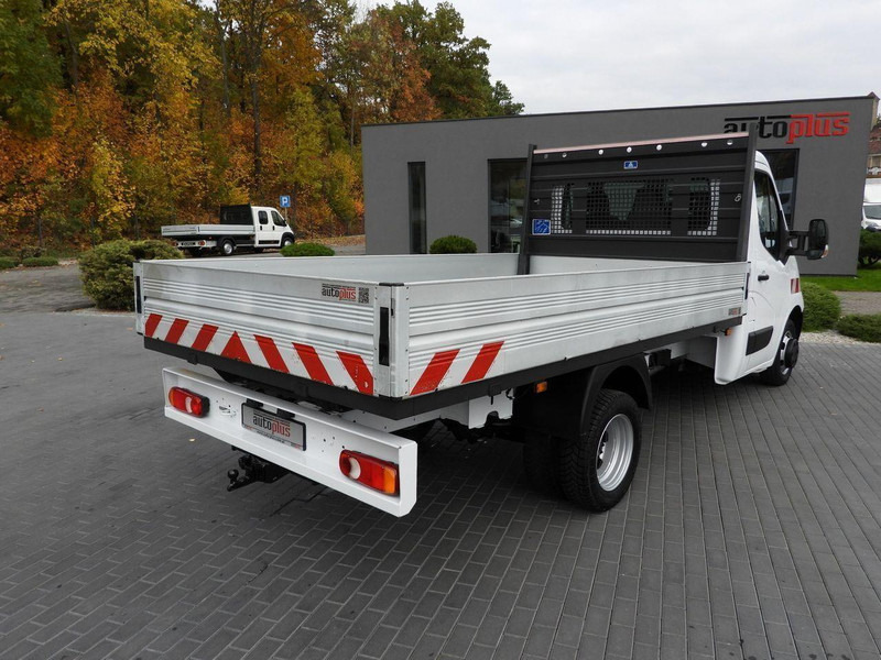 Renault MASTER SKRZYNIA TEMPOMAT NAWIGACJA BLIŹNIACZE KOŁA KLIMATYZACJA - Open body delivery van: picture 3 Renault MASTER SKRZYNIA TEMPOMAT NAWIGACJA BLIŹNIACZE KOŁA KLIMATYZACJA - Open body delivery van: picture 3