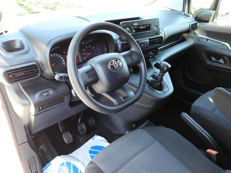 Toyota PROACE CITY  FURGON CHŁODNIA  -15*C ZASILANIE 230V TEMPOMAT KLIM - Refrigerated van: picture 2 Toyota PROACE CITY  FURGON CHŁODNIA  -15*C ZASILANIE 230V TEMPOMAT KLIM - Refrigerated van: picture 2