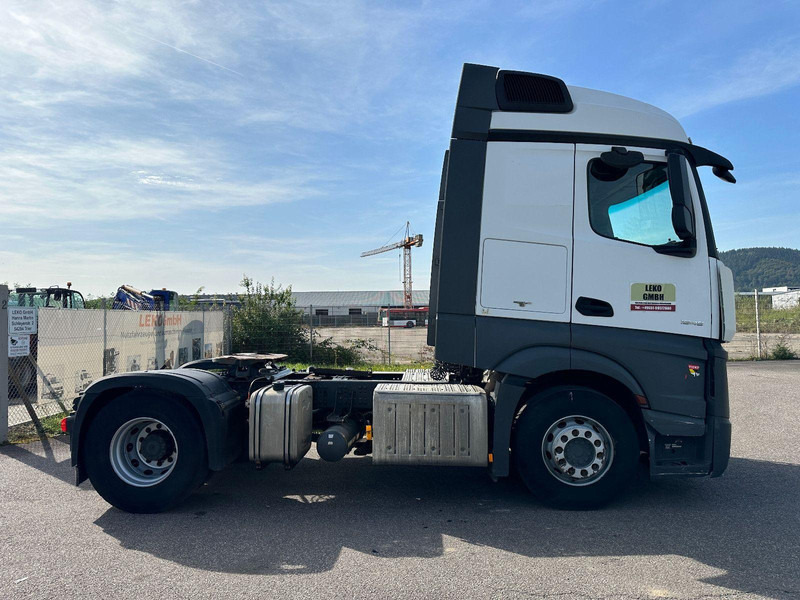 Mercedes-Benz Actros 1845 - Tractor unit: picture 4 Mercedes-Benz Actros 1845 - Tractor unit: picture 4