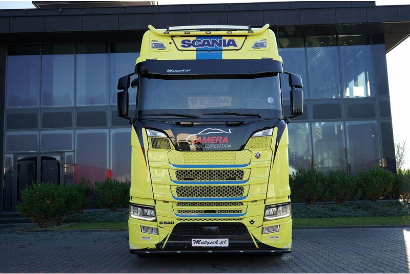 Scania S 520 / V8 / RETARDER / I-PARK COOL / FULL AIRMATIC / SKÓRY / - Tractor unit: picture 3 Scania S 520 / V8 / RETARDER / I-PARK COOL / FULL AIRMATIC / SKÓRY / - Tractor unit: picture 3