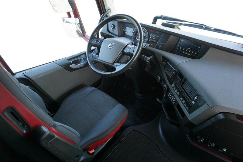 Tractor unit Volvo FH / 500 / EURO 6 / ACC / I -COOL / GLOBETROTTER: picture 13 Tractor unit Volvo FH / 500 / EURO 6 / ACC / I -COOL / GLOBETROTTER: picture 13