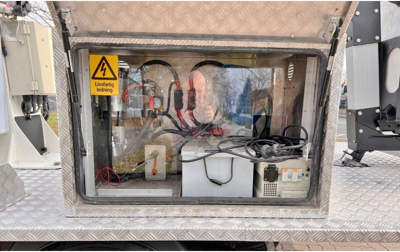 Truck, Crane truck Isuzu D-Max 4x4 Lifting basket - Klubb K26 -12m: picture 11 Truck, Crane truck Isuzu D-Max 4x4 Lifting basket - Klubb K26 -12m: picture 11