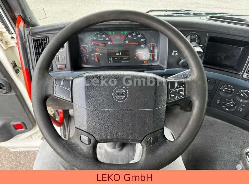 Hook lift truck Volvo FM 400: picture 18 Hook lift truck Volvo FM 400: picture 18