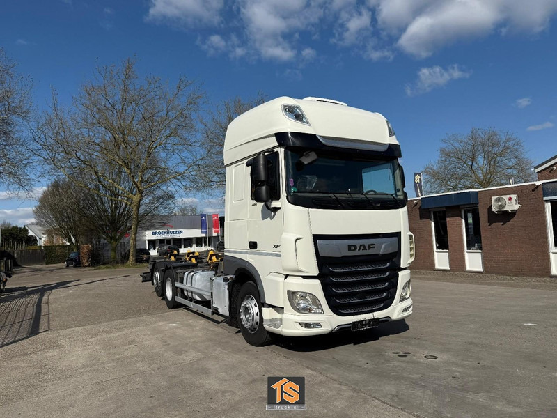 DAF XF 480 FAN SSC - RETARDER - BDF - KLIMA - GERMAN TRUCK - TOP! - Container transporter/ Swap body truck: picture 2 DAF XF 480 FAN SSC - RETARDER - BDF - KLIMA - GERMAN TRUCK - TOP! - Container transporter/ Swap body truck: picture 2