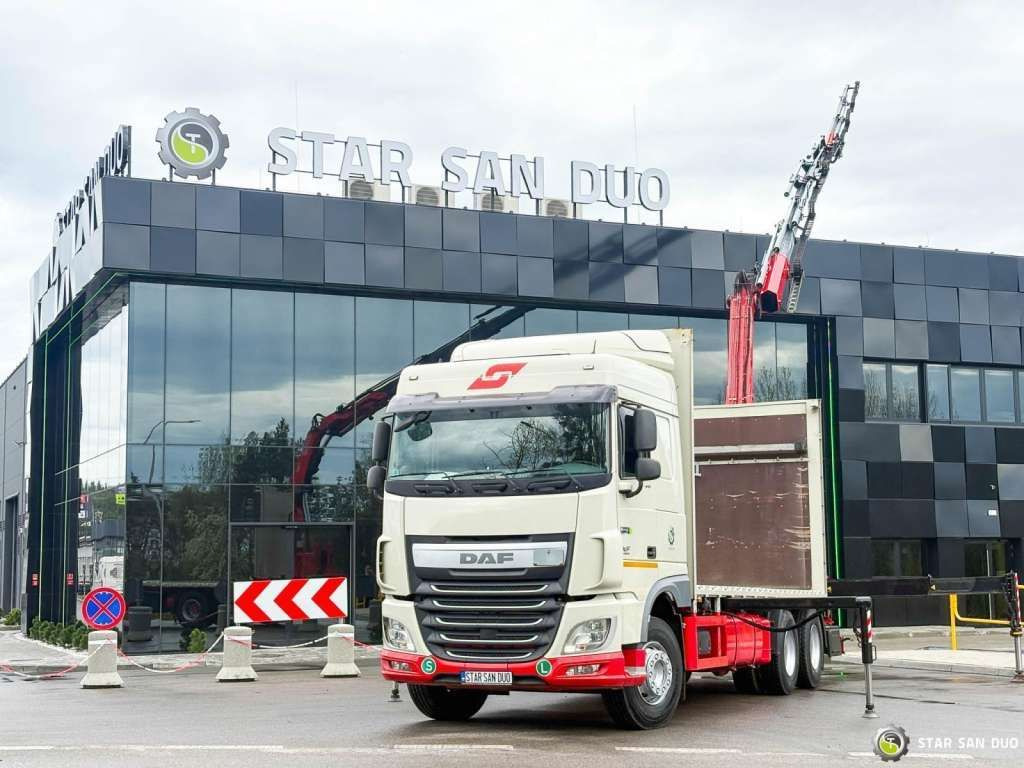 DAF XF 440 6x2 Fassi F365 FLY JIBCranePallet Grippe - Crane truck: picture 4 DAF XF 440 6x2 Fassi F365 FLY JIBCranePallet Grippe - Crane truck: picture 4