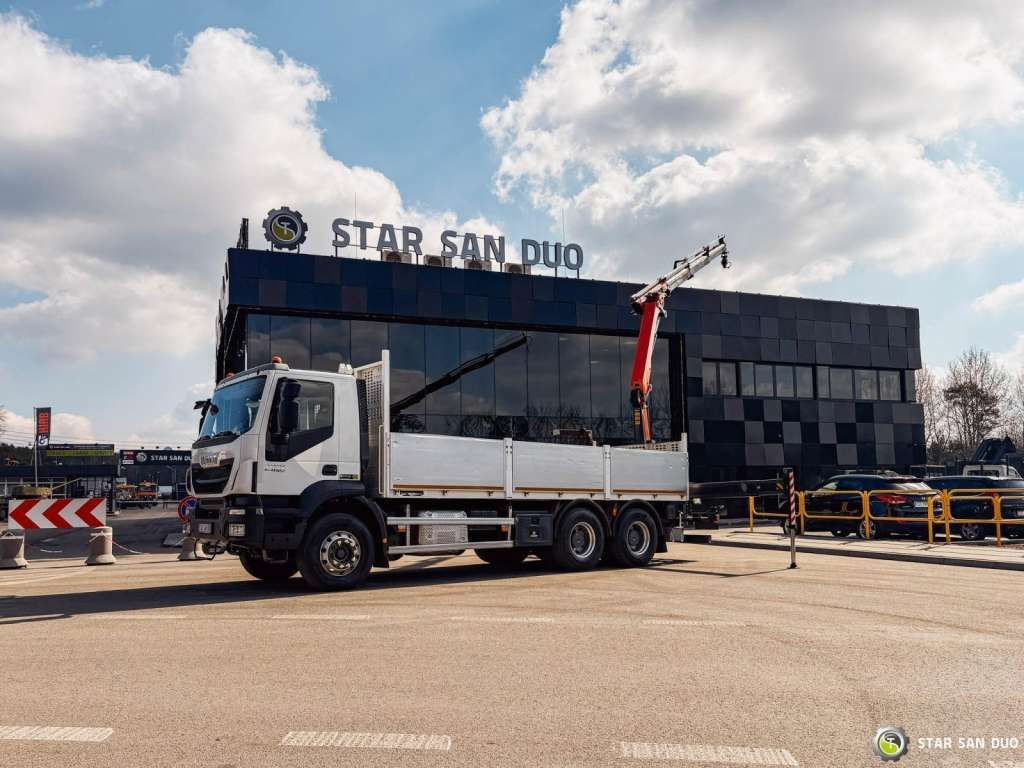Iveco TRAKKER 450 6x4 PALFINGER PK 18502 SH Rotator - Crane truck: picture 5 Iveco TRAKKER 450 6x4 PALFINGER PK 18502 SH Rotator - Crane truck: picture 5