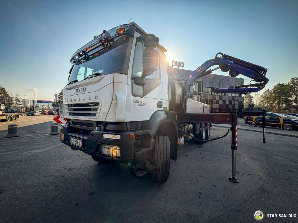 Iveco  TRAKKER 450  6x6 PM41S FLY JIB Crane Kipper - Crane truck: picture 4 Iveco  TRAKKER 450  6x6 PM41S FLY JIB Crane Kipper - Crane truck: picture 4
