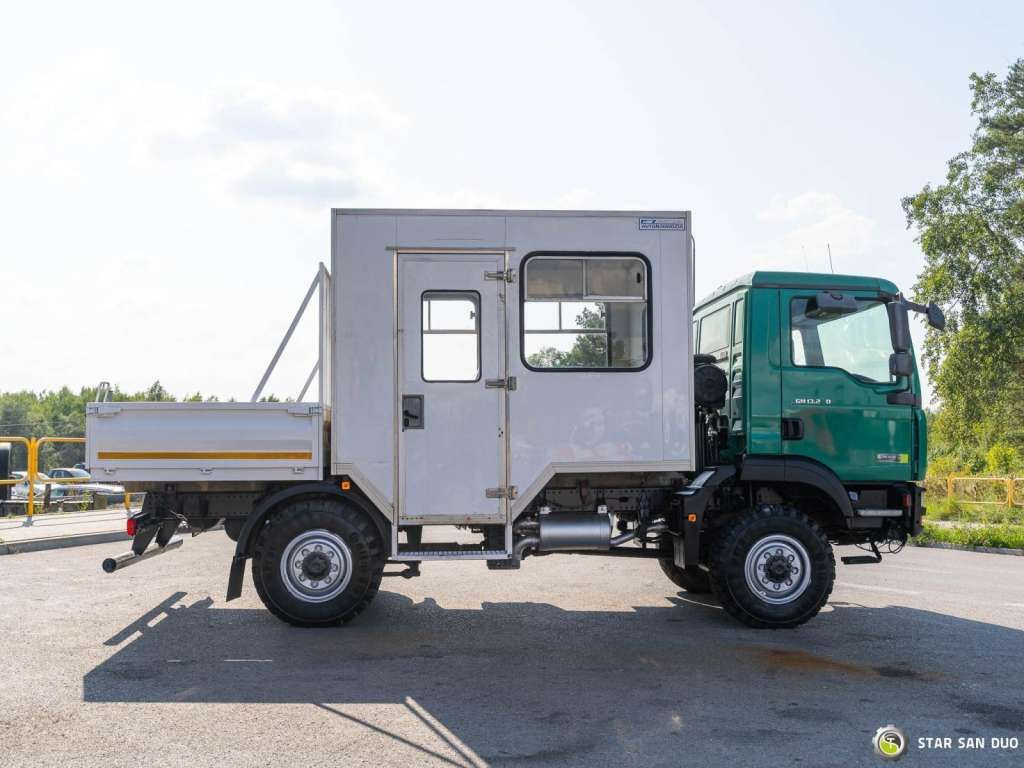 MAN TGM 13.240 4x4 BL Double Cab Camper BUS - Cab chassis truck: picture 2 MAN TGM 13.240 4x4 BL Double Cab Camper BUS - Cab chassis truck: picture 2