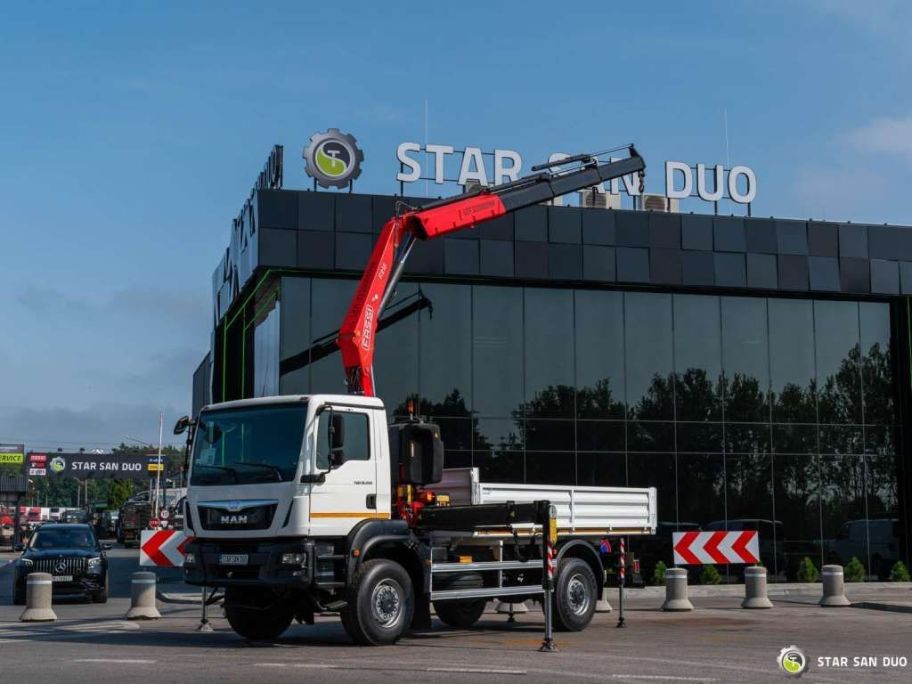 MAN TGM 18.250 4x4 Fassi F215A.0.23 Active HDS Cran - Crane truck: picture 5 MAN TGM 18.250 4x4 Fassi F215A.0.23 Active HDS Cran - Crane truck: picture 5