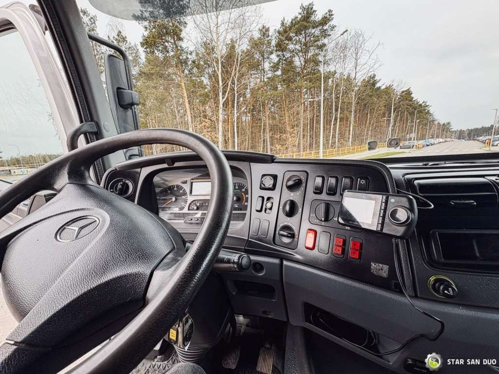 New Truck mounted aerial platform Mercedes-Benz  1529 4x4 Atego Lift Palfinger Wumag WT 230: picture 19