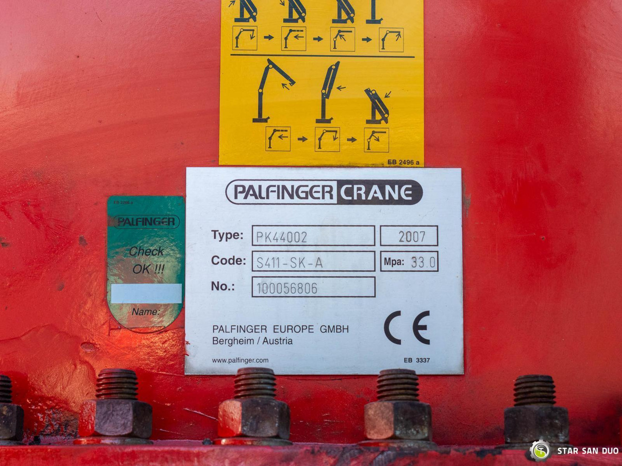 Crane truck : picture 22 Crane truck : picture 22