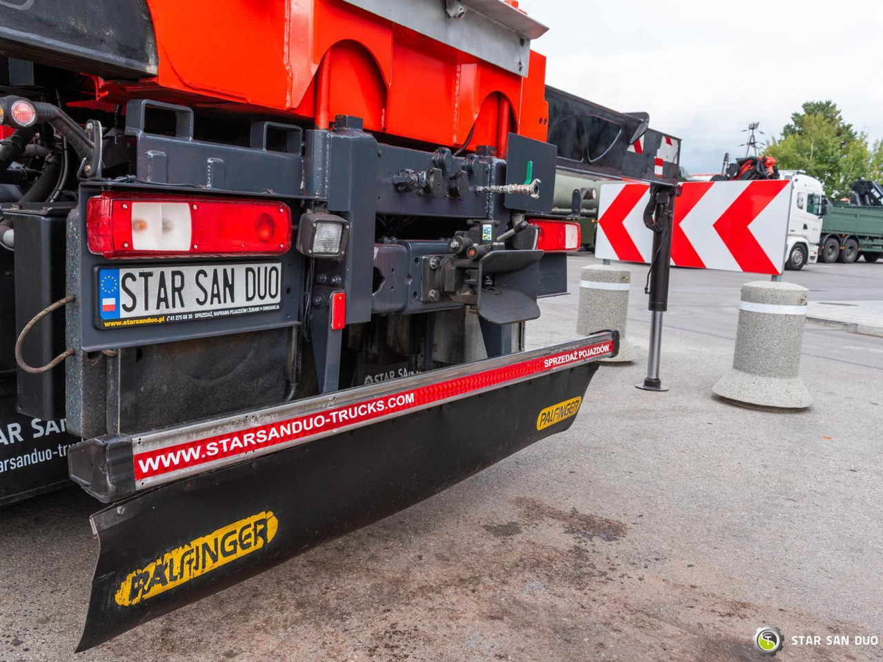 Crane truck : picture 24
