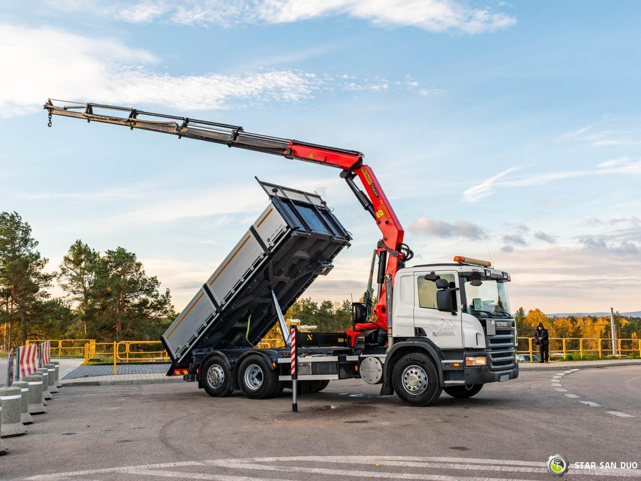 - Tipper: picture 4 - Tipper: picture 4