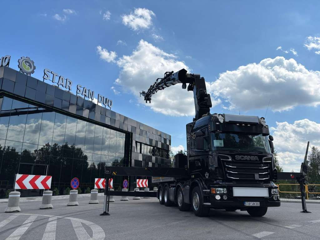 Tractor unit Scania R560 8x2 PALFINGER PK 92002 SH Fly Jib Winch 5t: picture 9 Tractor unit Scania R560 8x2 PALFINGER PK 92002 SH Fly Jib Winch 5t: picture 9