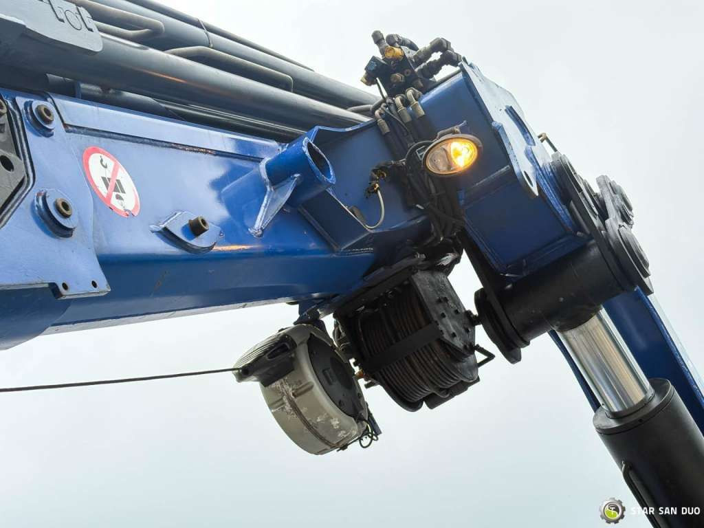 Crane truck Volvo  FH 480 6x2 EFFER 370.11/8S Hds Crane Winch: picture 21