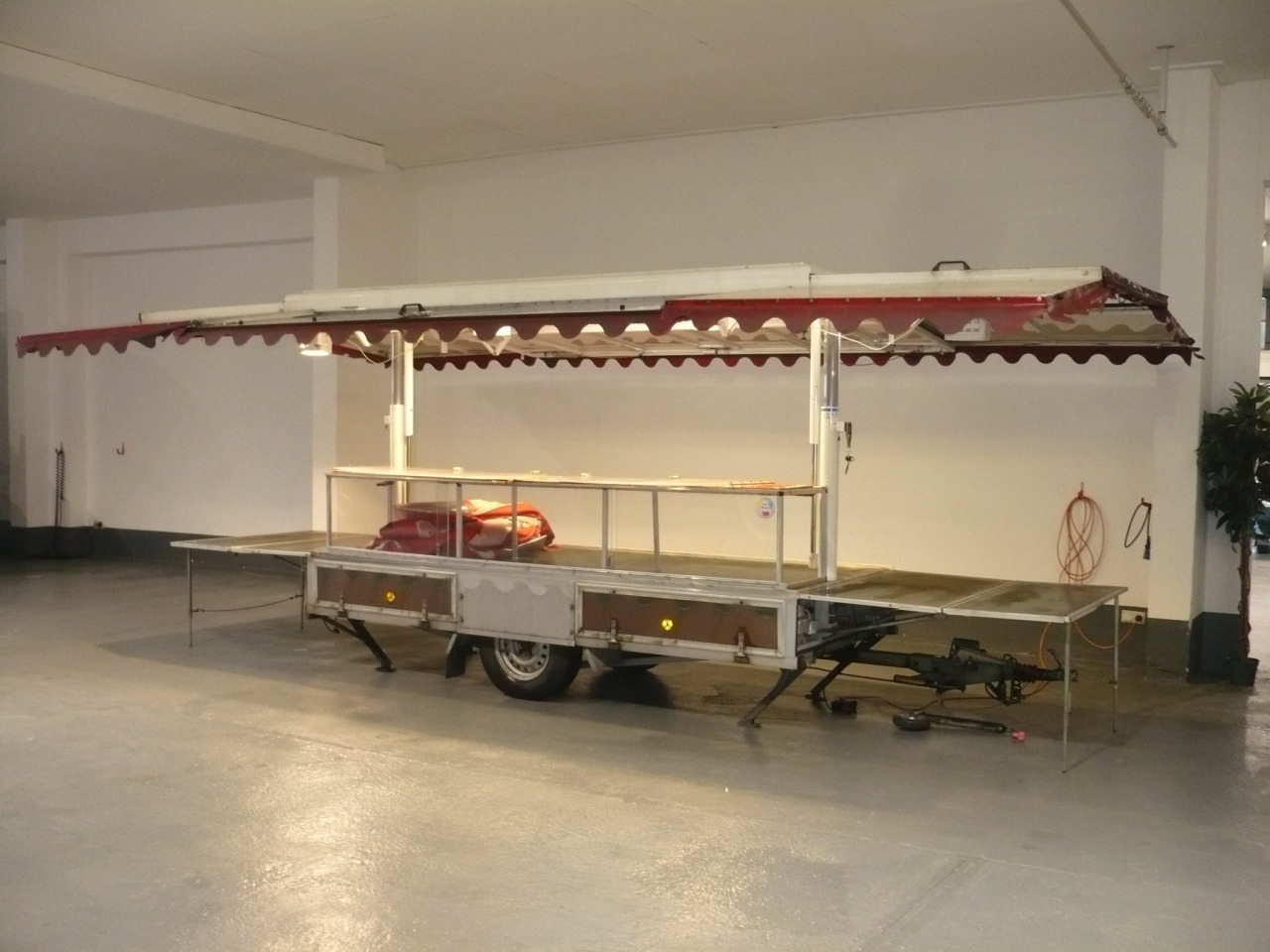 Verkaufsanhänger Alf - Vending trailer: picture 3 Verkaufsanhänger Alf - Vending trailer: picture 3