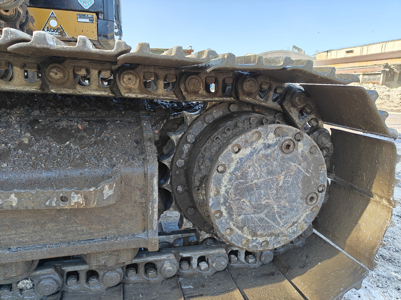 CATERPILLAR 320 F - Crawler excavator: picture 2 CATERPILLAR 320 F - Crawler excavator: picture 2