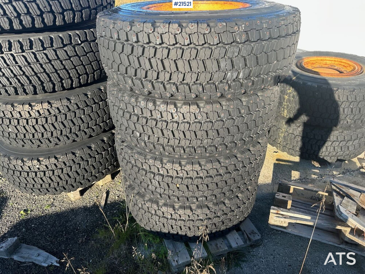 Bridgestone dekk - Tire for Construction machinery: picture 1 Bridgestone dekk - Tire for Construction machinery: picture 1