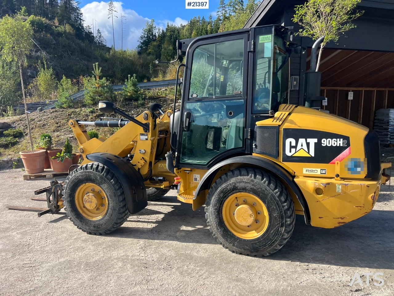 CAT 906H2 - Wheel loader: picture 4 CAT 906H2 - Wheel loader: picture 4