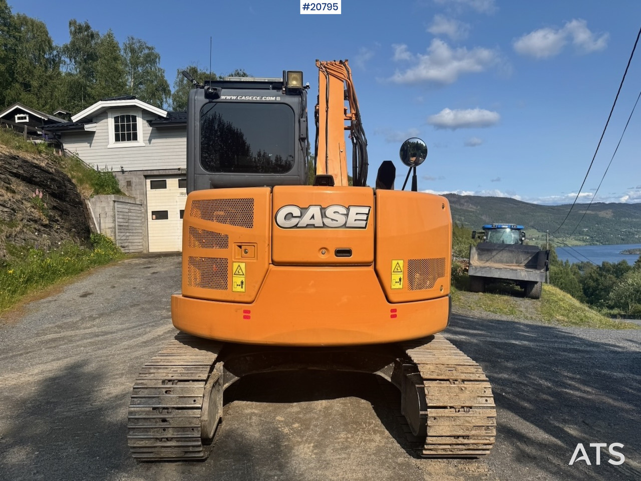 Mini excavator Case CX75C: picture 5