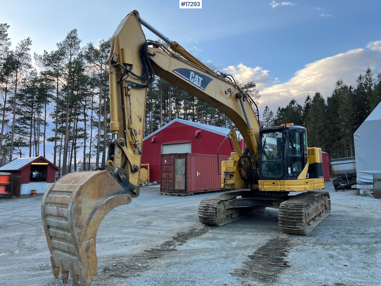 Caterpillar 321C - Excavator: picture 3 Caterpillar 321C - Excavator: picture 3