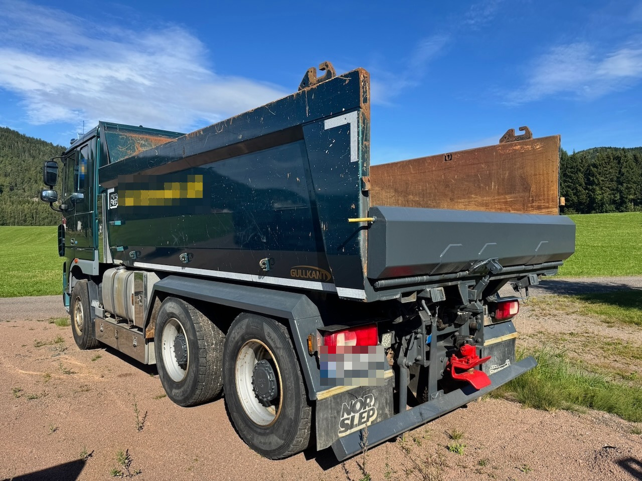 DAF XF 105.460 - Tipper: picture 4 DAF XF 105.460 - Tipper: picture 4