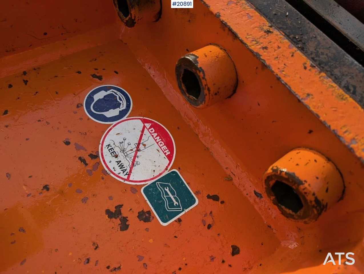 Danda Silence 550V - Hydraulic hammer for Construction machinery: picture 5 Danda Silence 550V - Hydraulic hammer for Construction machinery: picture 5