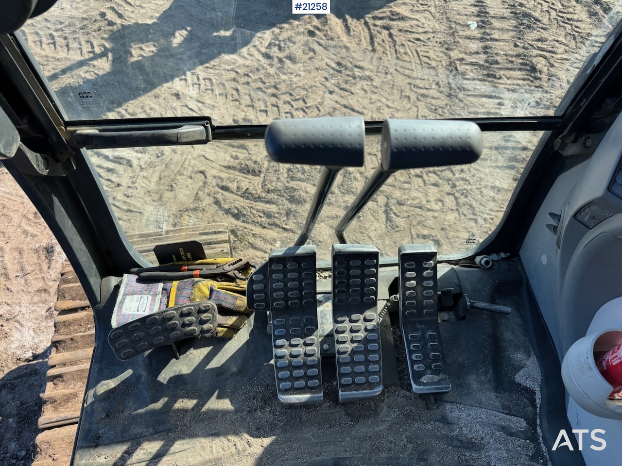 Excavator Hitachi ZX 190 LC-6: picture 19 Excavator Hitachi ZX 190 LC-6: picture 19