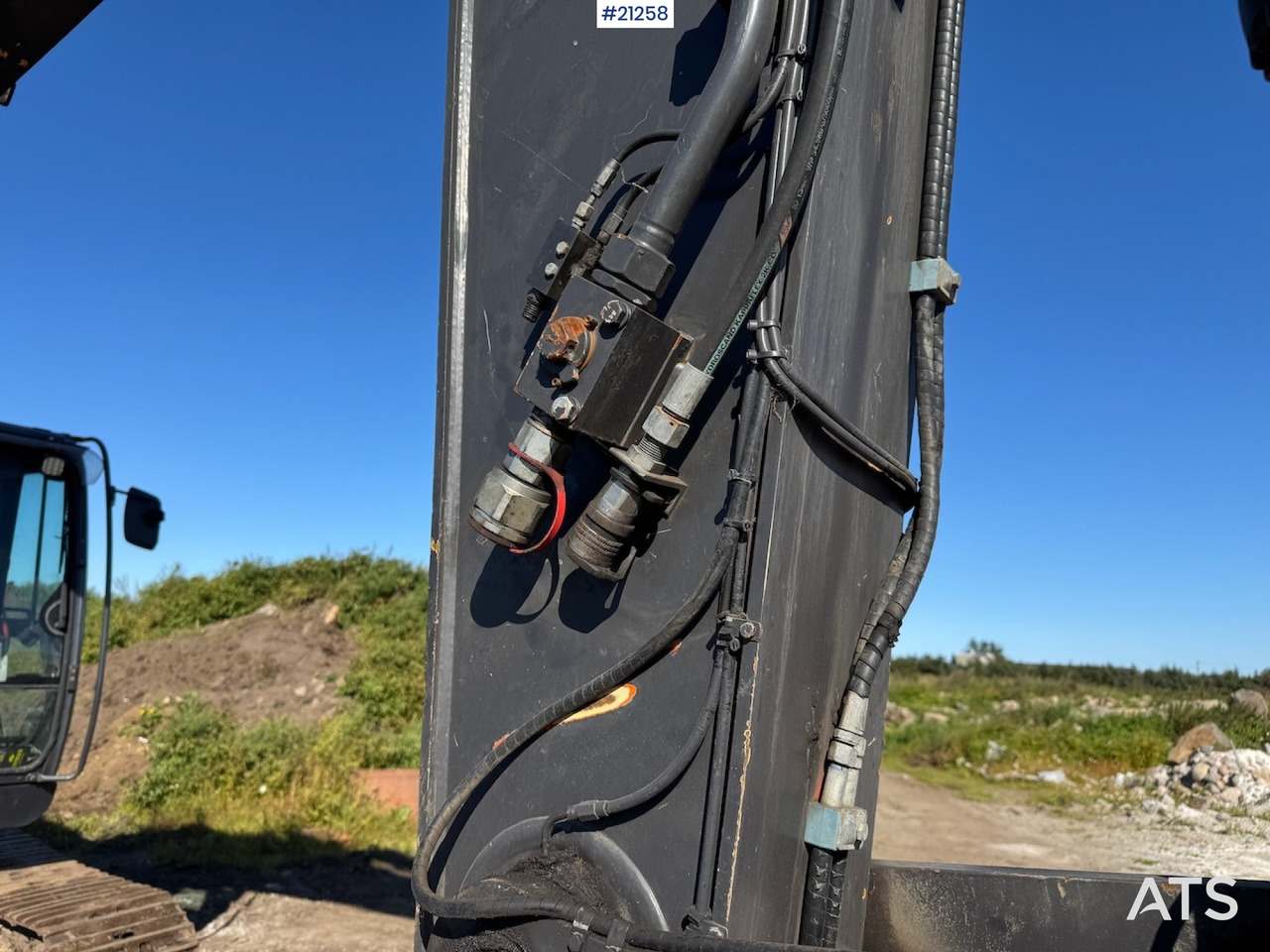 Excavator Hitachi ZX 190 LC-6: picture 37 Excavator Hitachi ZX 190 LC-6: picture 37