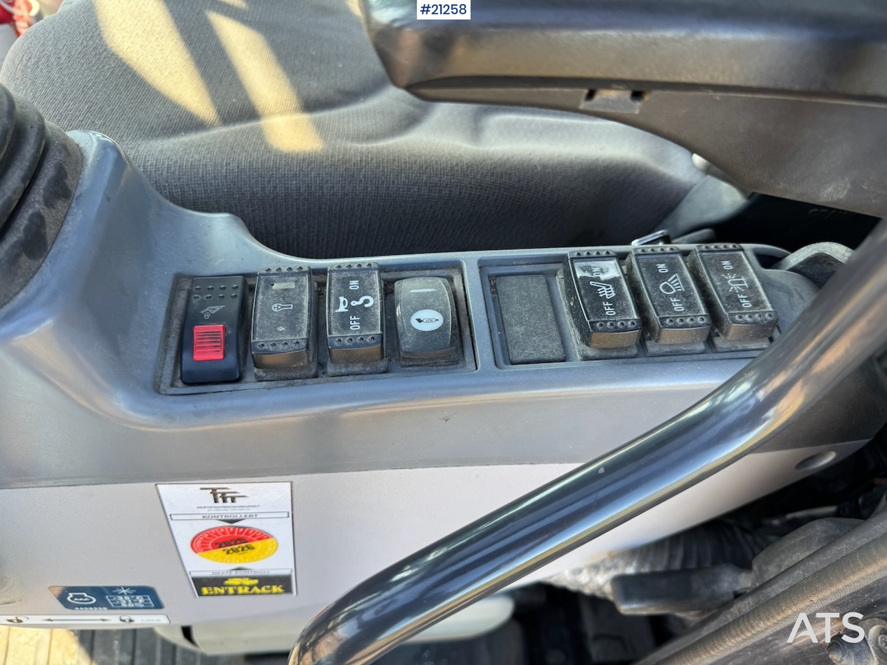 Excavator Hitachi ZX 190 LC-6: picture 20 Excavator Hitachi ZX 190 LC-6: picture 20